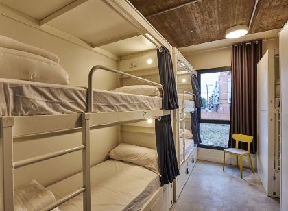 Hostelfly