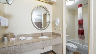 red-roof-inn-detroit-roseville-st-clair-shores