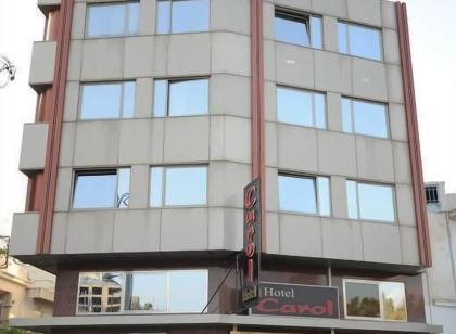 卡羅爾飯店