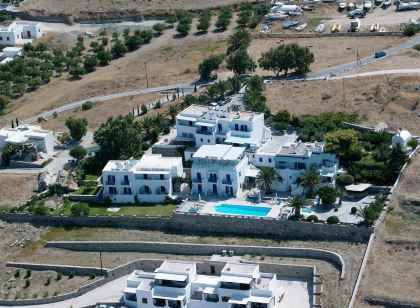 Pyrgaki Hotel