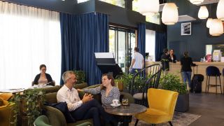 aparthotel-adagio-lyon-patio-confluence