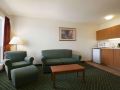 ramada-by-wyndham-seatac-airport