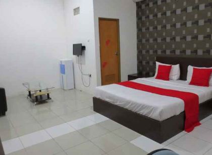 Glory Mansion Resident