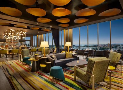 The Viv Hotel, Anaheim, a Tribute Portfolio Hotel