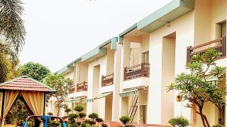 the-neeraj-river-forest-resort-ayurvedic-wellness-center