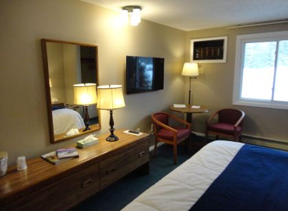 Eastern Inn & Suites (Formerly Eastern Inns)