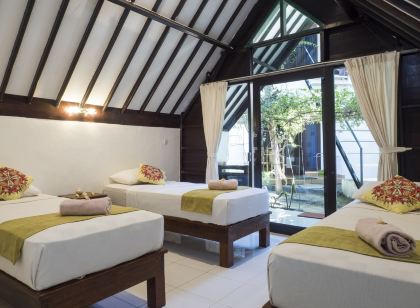 Gili Turtle Beach Resort