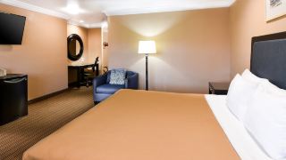 hollywood-inn-express-south