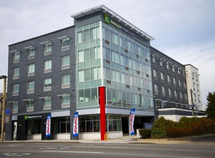 Holiday Inn Express & Suites JERSEY CITY - HOLLAND TUNNEL by IHG