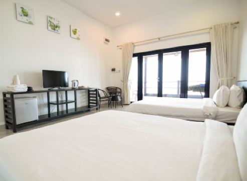 Kukup Xiang Holiday Home