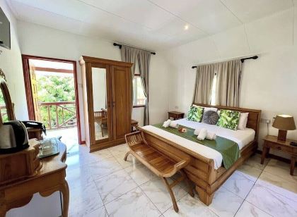 Lucy's Guesthouse