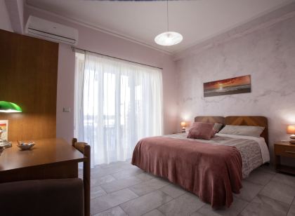 Etna Sea House
