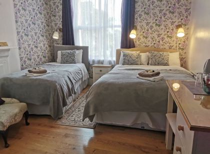 Adams Guest House