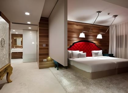 Graffit Gallery Design Hotel