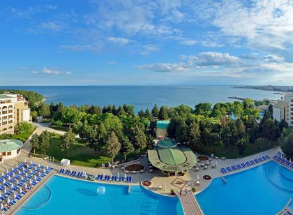 Sol Nessebar Palace Resort & Aquapark - All Inclusive