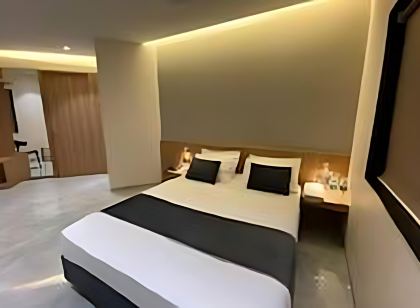 Hotel Cvr Grand