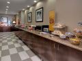 hampton-inn-and-suites-milwaukee-downtown