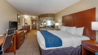 comfort-inn-and-suites-northern-kentucky
