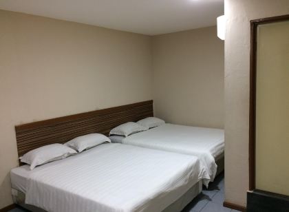 Iskandar Sinsuran Guesthouse