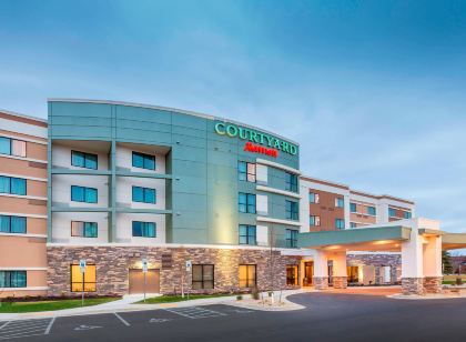 Courtyard Bismarck North