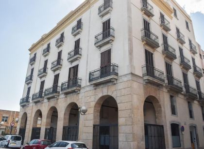 廣場港公寓飯店