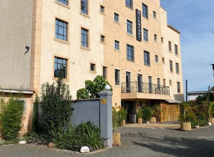 Comfort E Suites