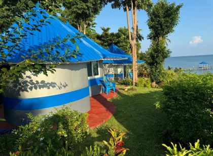 Koh Mak Buri Hut Natural Resort