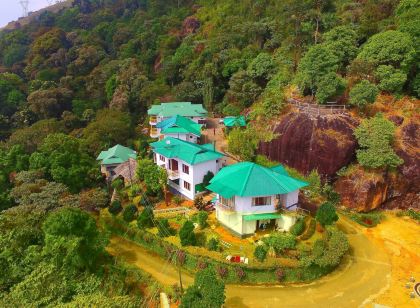 德莎丹山度假村