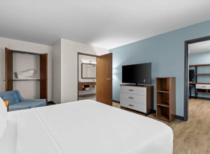 Everhome Suites Temecula