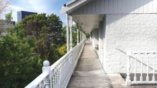 tudor-motor-lodge