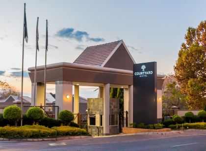 Courtyard Hotel Sandton