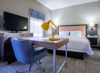 Hampton Inn Hadley-Amherst Area