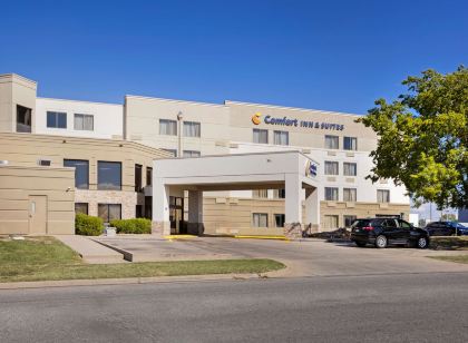 Comfort Inn & Suites Wichita