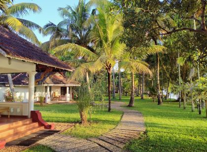 Palmgrove Lake Resort