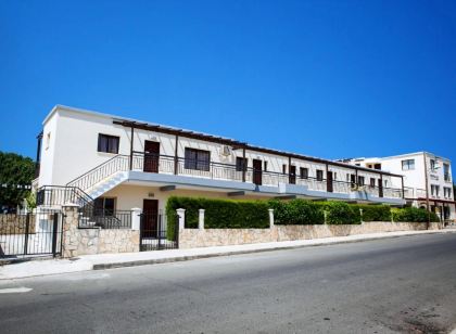 Crystallo Apartments