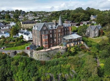 Western Isles Hotel