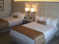 ramada-by-wyndham-burbank-airport