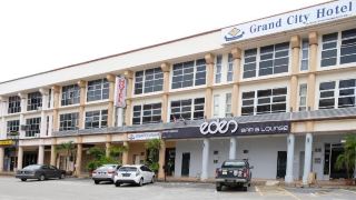 super-oyo-546-grand-city-hotel