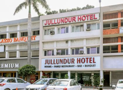 Jullundur Hotel & Restaurant