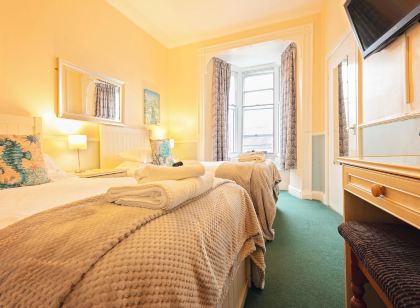 客棧牛排屋旅館