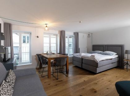 Wertschätzer Suites I