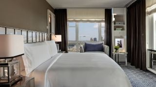the-carlyle-a-rosewood-hotel