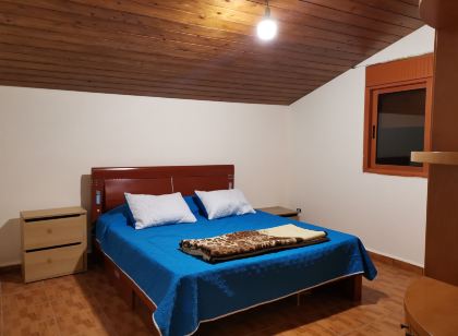 Apartment Near Lady of the Sea & Phoenician Wall