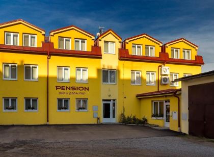 No 28 Rooms & Apartments