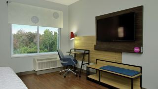 tru-by-hilton-waco-south