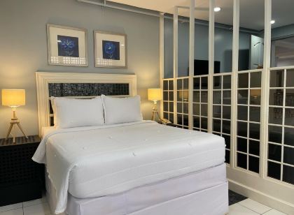 Kapis Mansions Hotel