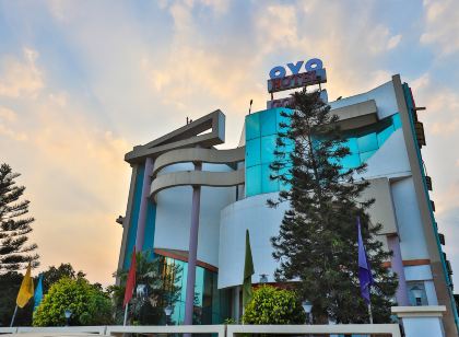 OYO 24875 Hotel Gokul