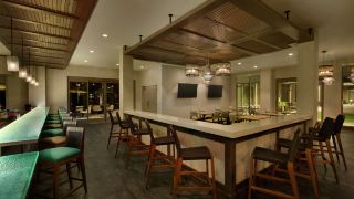 embassy-suites-by-hilton-oahu-kapolei-free-breakfast