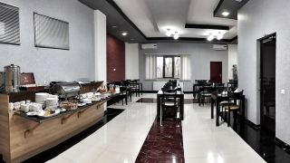 continental-hotel