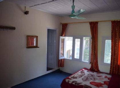 Karishma Hotel and Restaurant